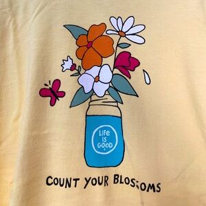 Life Is Good yellow t-shirt. Women’s size medium.